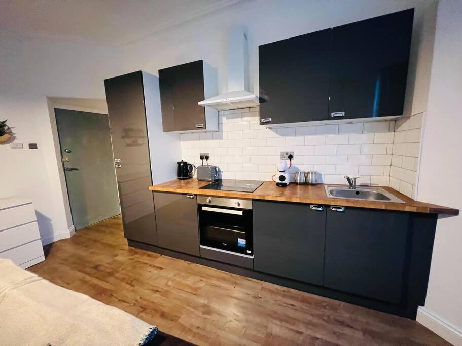 بلاكبول Beautiful Space Stylish And Modern! Perfect Location المظهر الخارجي الصورة