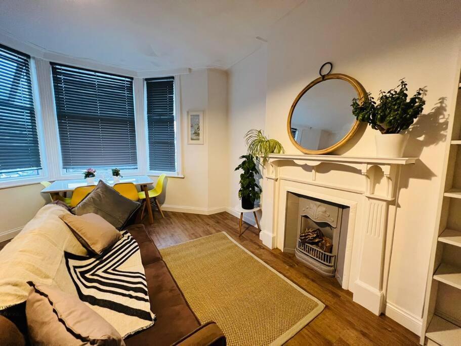 بلاكبول Beautiful Space Stylish And Modern! Perfect Location المظهر الخارجي الصورة